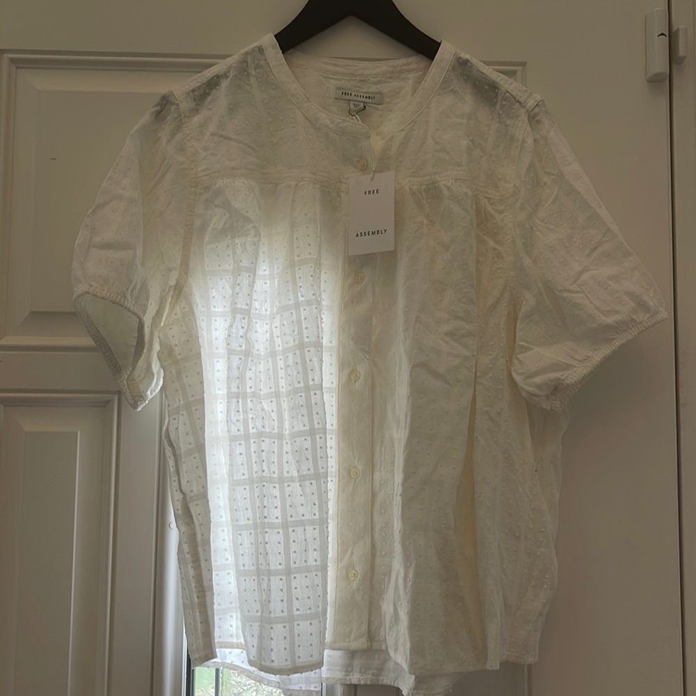 Brand new with tags Free Assembly blouse
